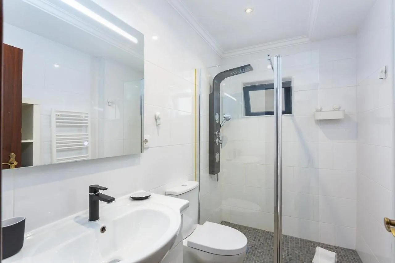 Miral 3 - Sea Front By Hd Properties Quarteira